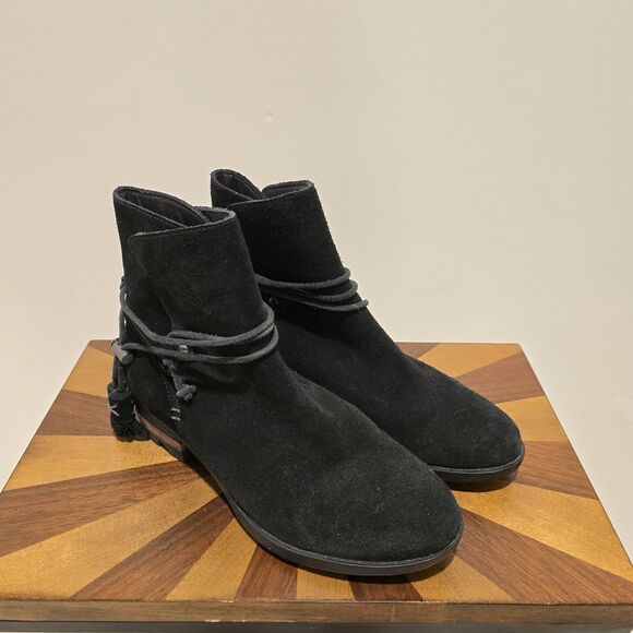 Sorel Black Leather Boots Womens 8.5 Farah Tassel Ties Ankle Booties Suede Boho - Picture 2 of 13